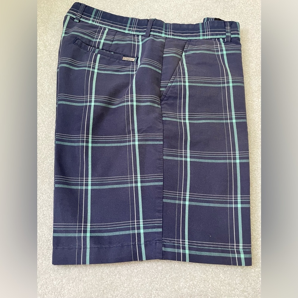 SALE!!!Greg Norman Mens Plaid Golf Shorts, Size 36